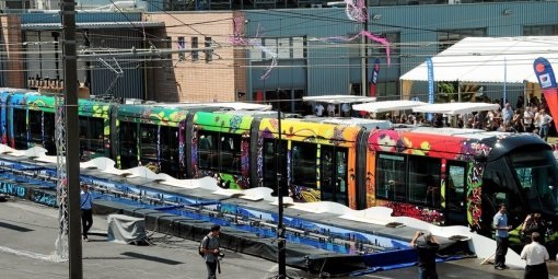 Cette nouvelle rame de train tout en couleur relira bientôt les voyageurs de l'aéroport de Montpellier-Méditerranée au centre ville.