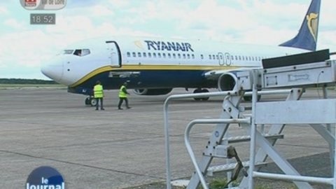 Ryanair a pu reprendre  ces vol en partance et en arrivé de l'aéroport de Tours-Val de Marne fermé depuis une dizaine de jours pour cause de réfection des pistes.