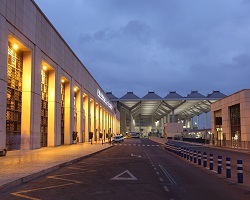 Parking airport Malaga, park at malaga airport, low cost parking malaga airport, parkings malaga airport, long stay parking malaga airport