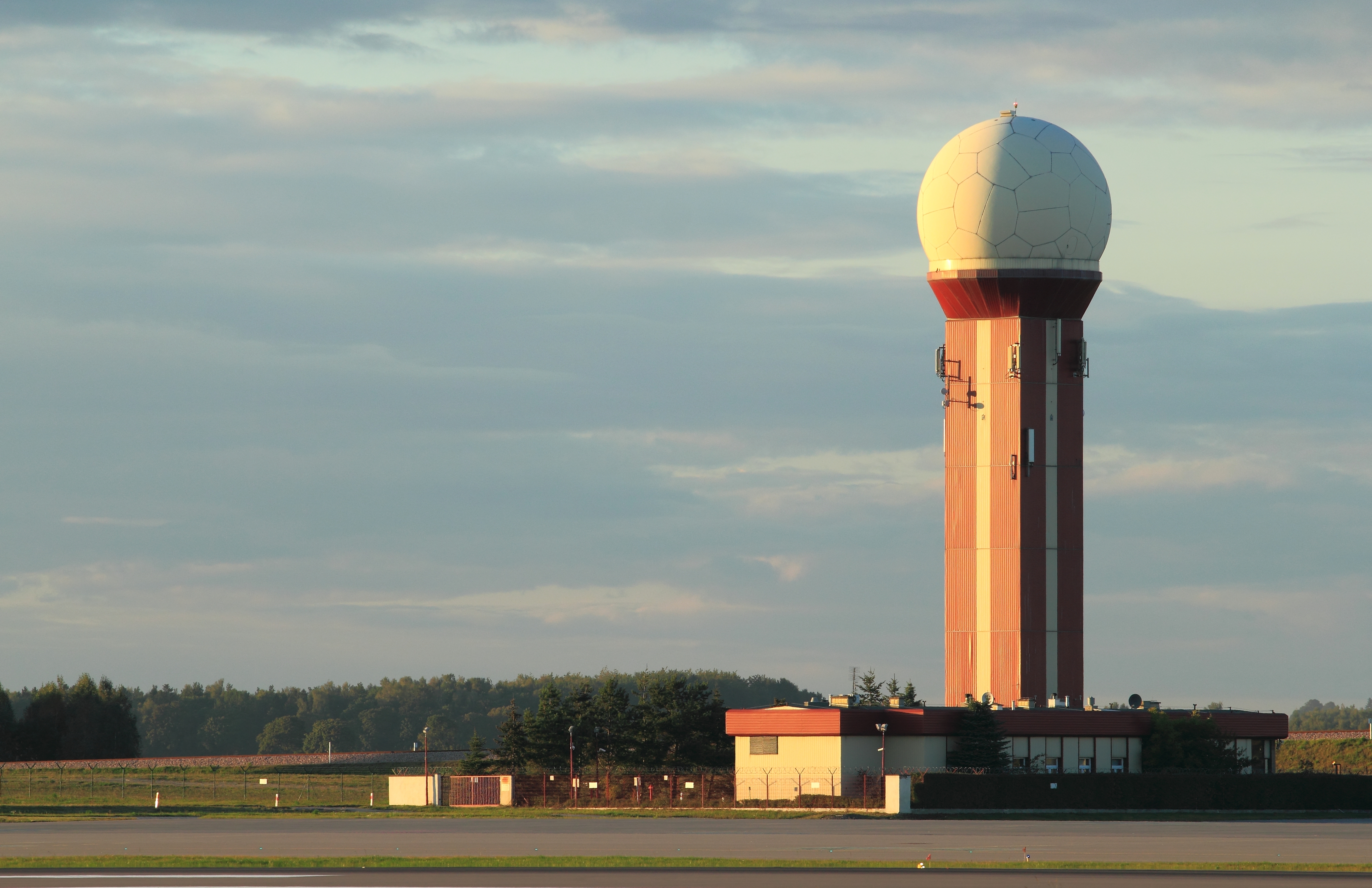 A Comprehensive Guide to Gdańsk Airport