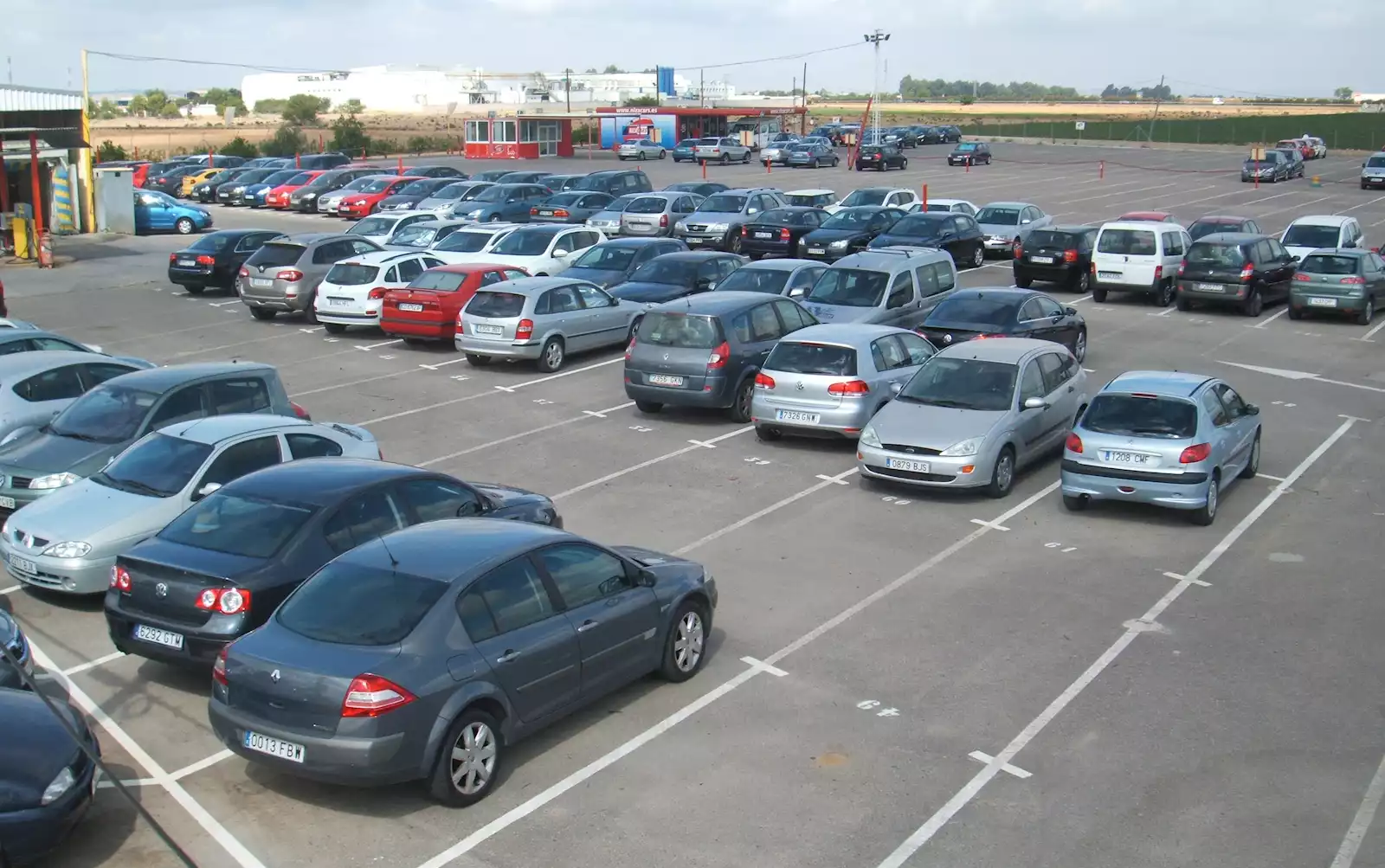 Parking Vuela Bajo Coste Aeropuerto Sevilla