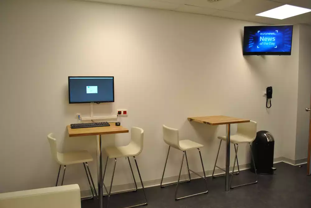 CRL Charleroi Airport T2 LOUNGE