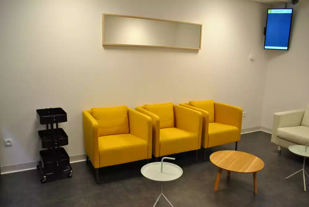 CRL Charleroi Airport T2 LOUNGE