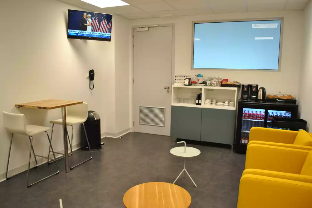 CRL Charleroi Airport T2 LOUNGE
