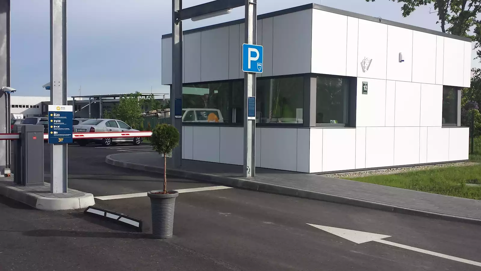 Park Smart Riga parking entrance