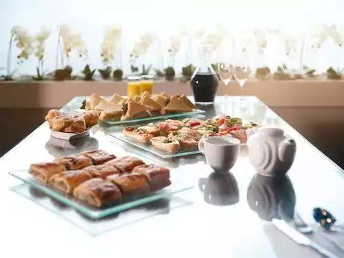 Erste Premier Lounge, Prague Ruzyne