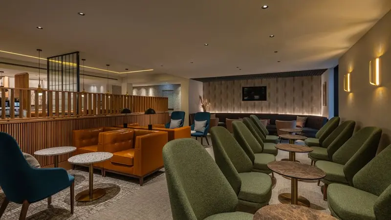 No1 Lounge at London Luton