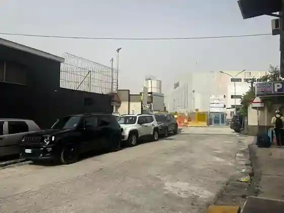 Car Park Approach