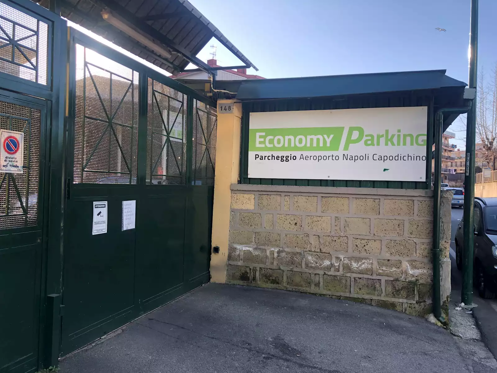 Economy Parking 3